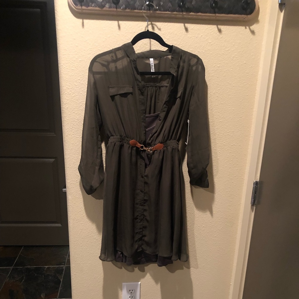 Forest green lightweight dress with attached belt